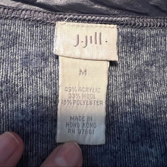 J.Jill blue v-neck wool blend sweater. Size Medium - Picture 5 of 10